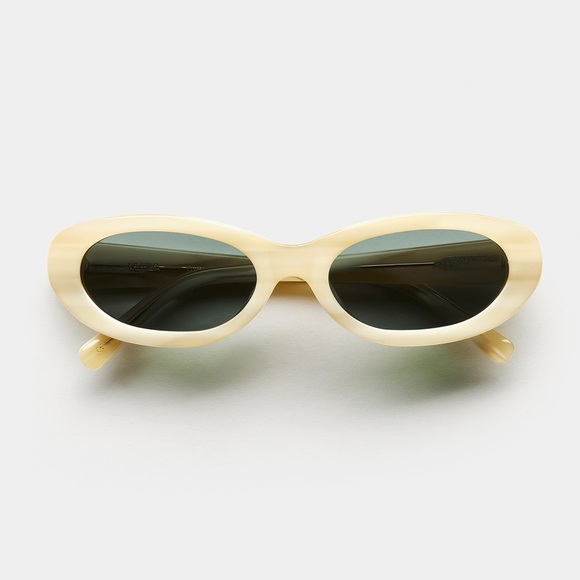 VEHLA Retro Sunglasses - Picture 1 of 8